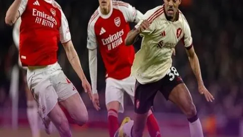 意大利短道速滑队掌门人齐梦瑶：跨越海洋的执教传奇访谈