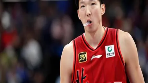 薩內獲圖赫爾讚譽：驚鴻一瞥，預示成為賽場霸主